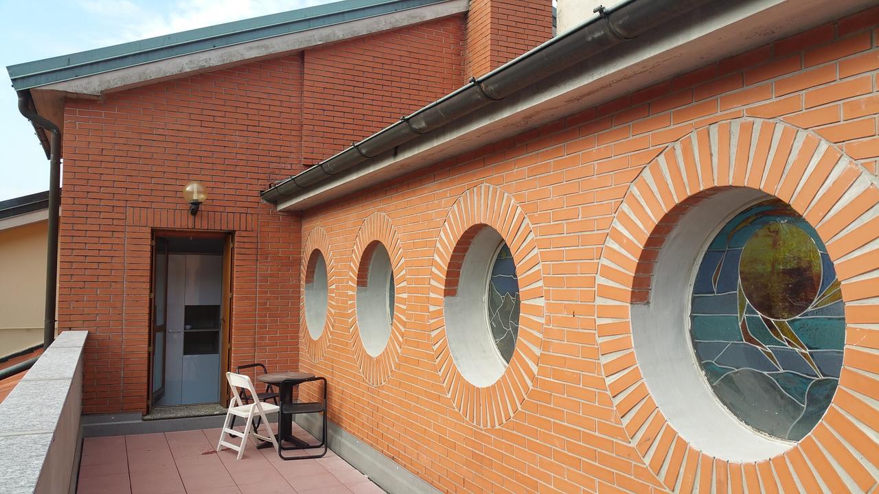 Ostello Casa Emmaus Maccagno Exterior foto